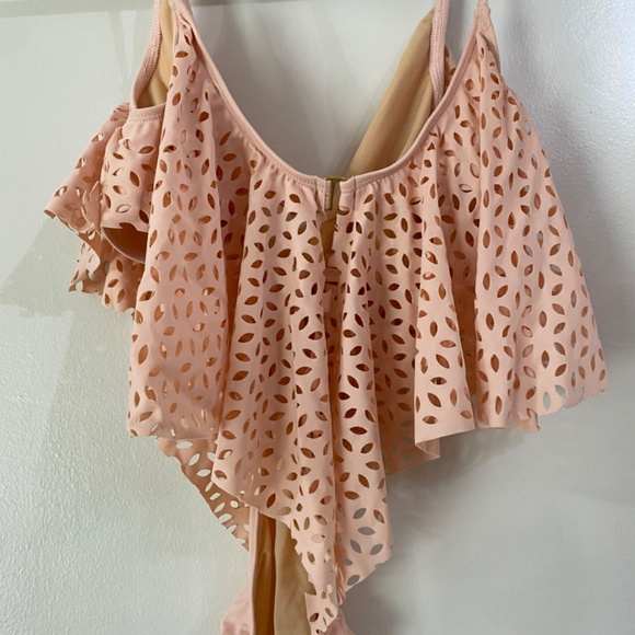 Shay Todd Eyelet Handkerchief Coral Peach Blush Monokini One piece Sz L - Picture 3 of 5